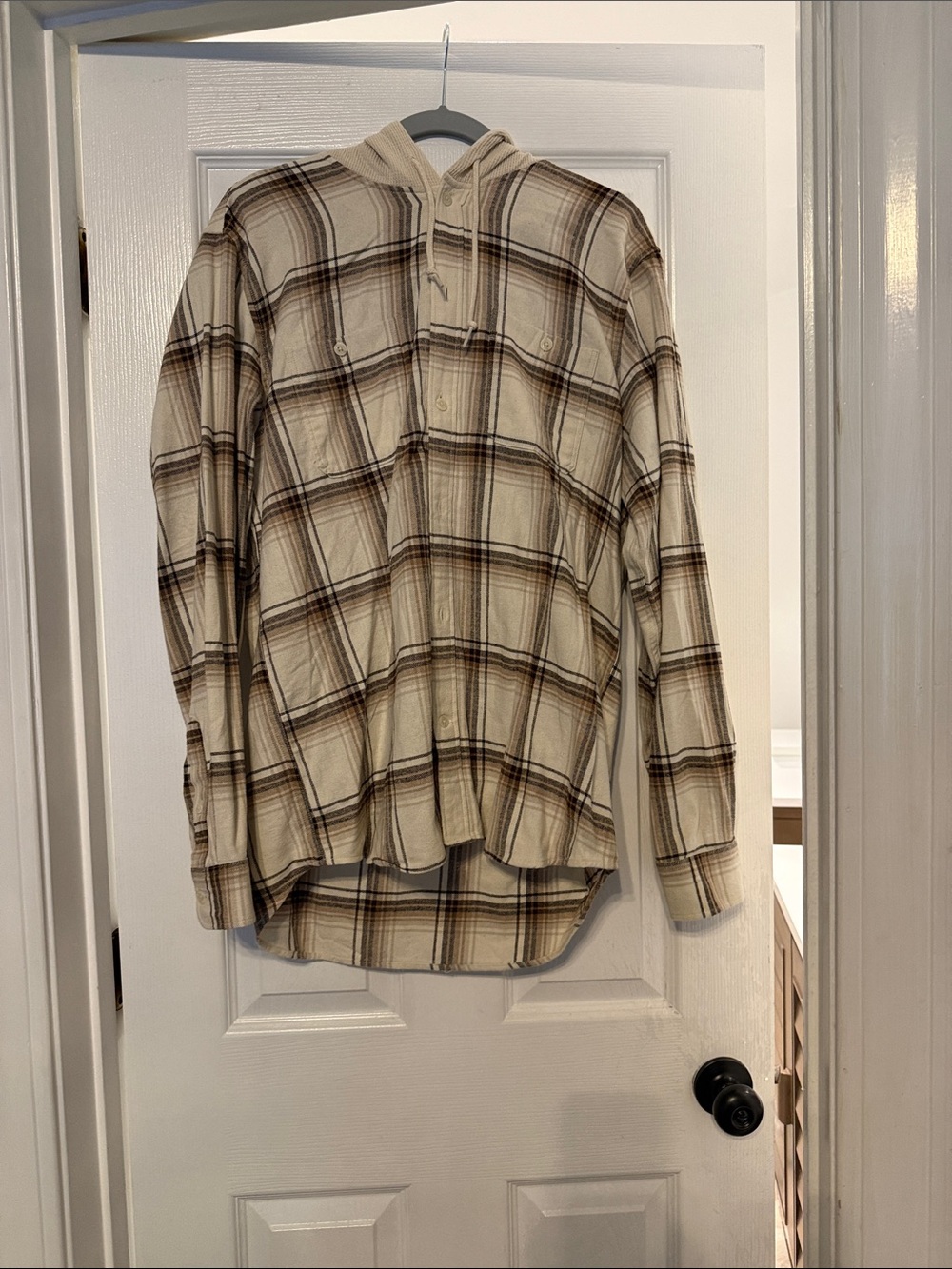 GAP Cream Plaid Hooded Button-Down Shirt